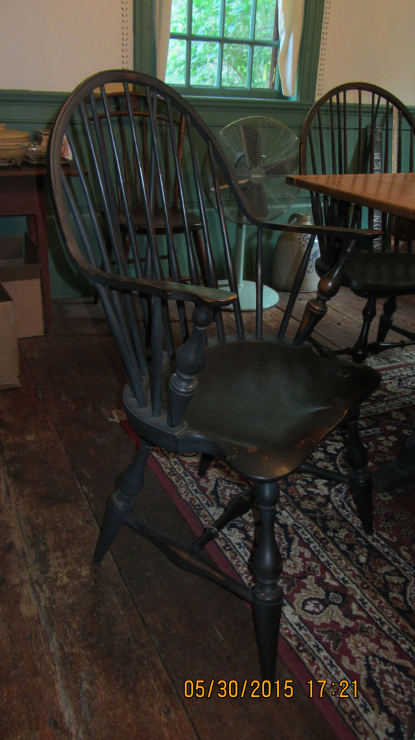 D R Dimes Brace Back Windsor Chair Set Of Six